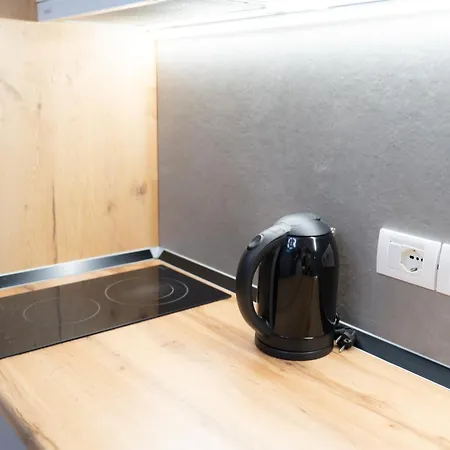 Misty Blue - Near Artificial Of Appartement Tirana