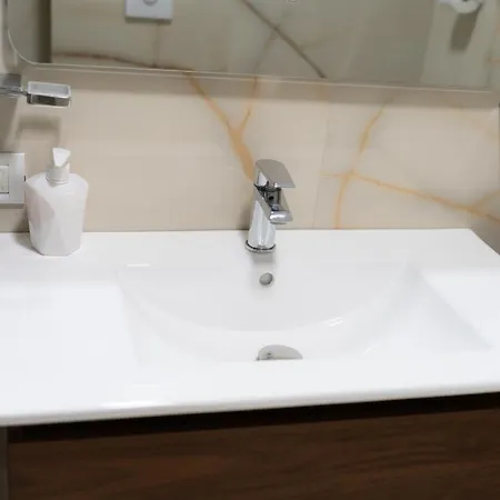 Apartment Misty Blue - Near Artificial Of Tirana